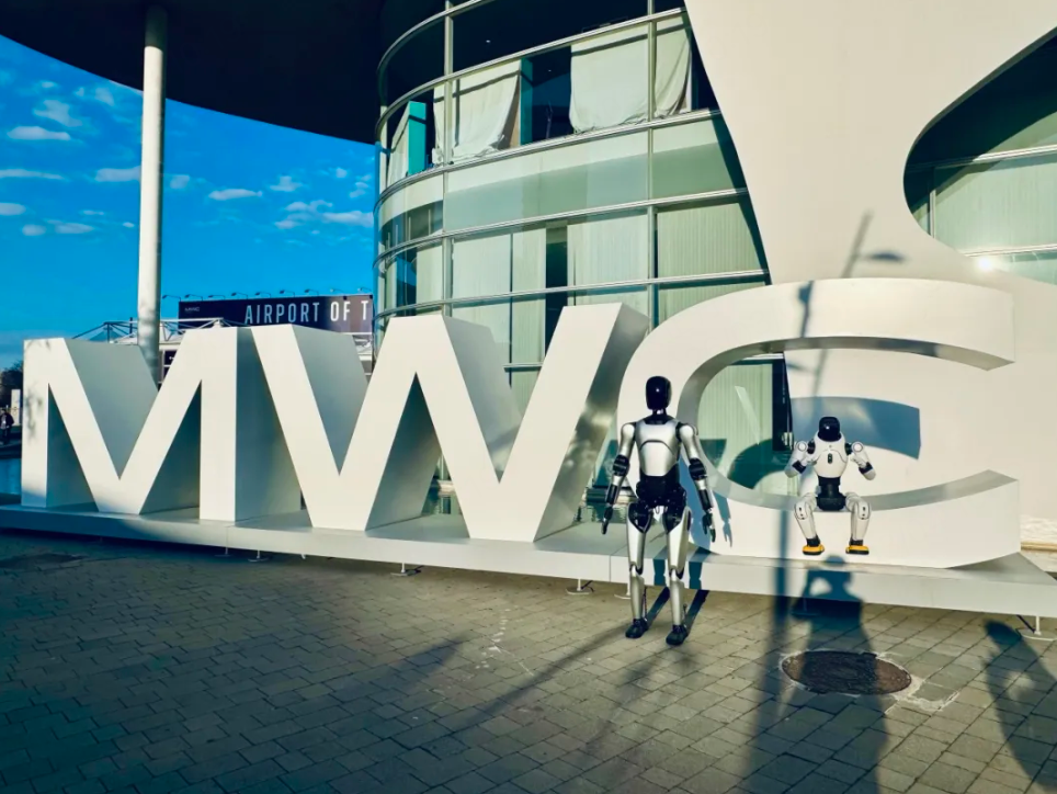 球速体育亮相MWC 2026，代表中国机器人接待西班牙国王